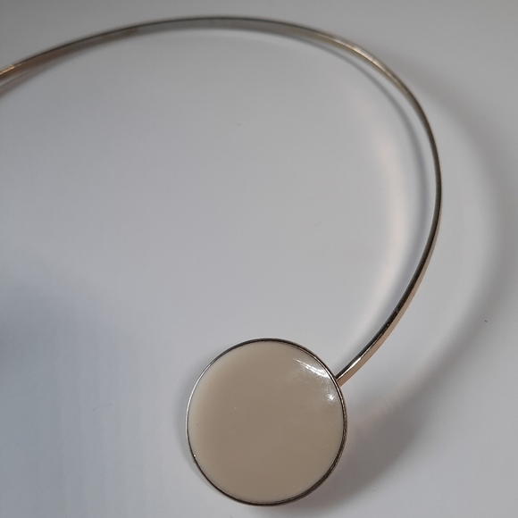 Vintage Gold Tone Asymmetrical Choker Necklace - Picture 4 of 5